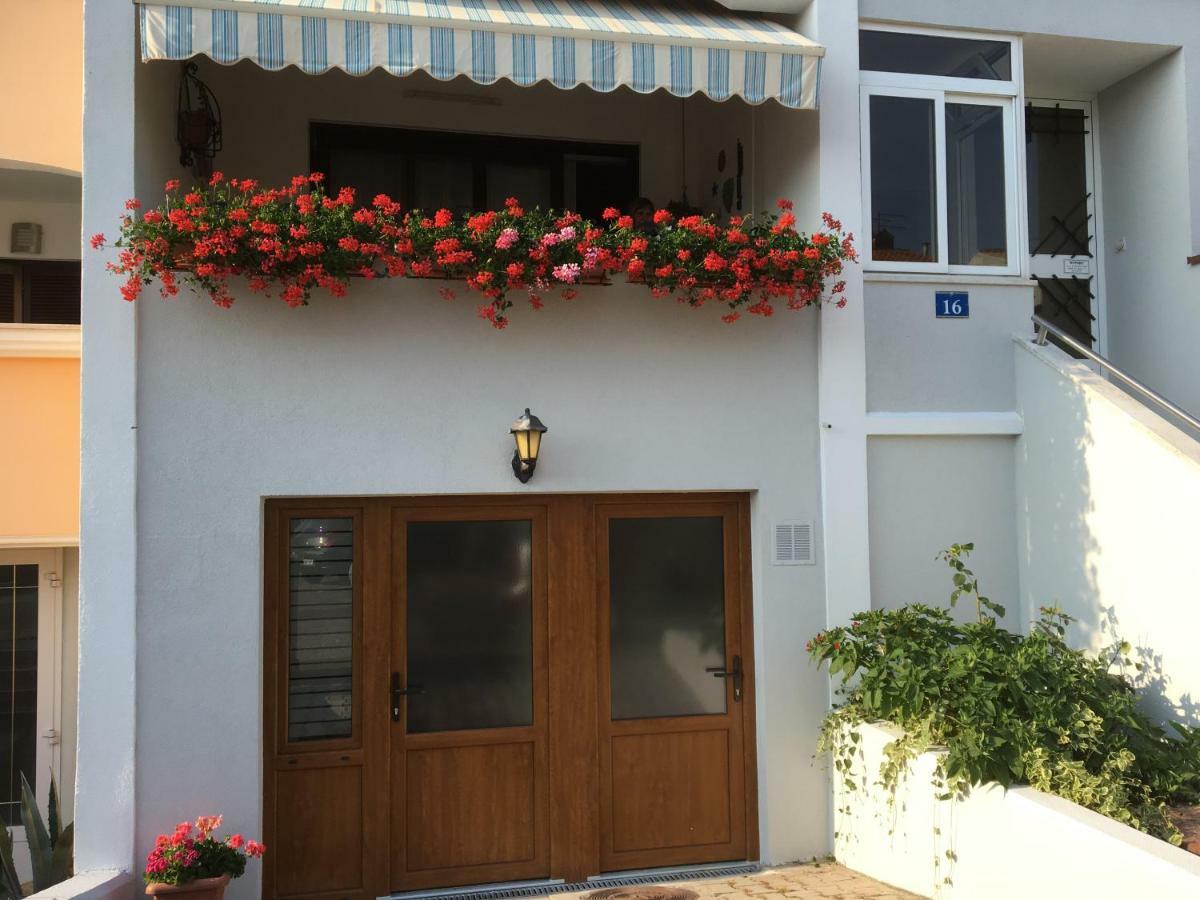 Apartment Branka Umag Bagian luar foto